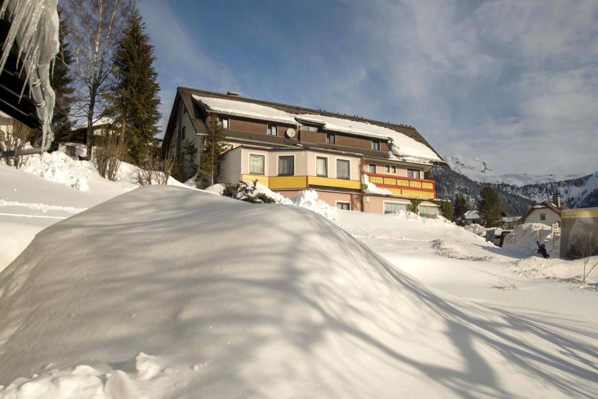 Hotel Pension Sonnenuhr 타우플리츠 외부 사진